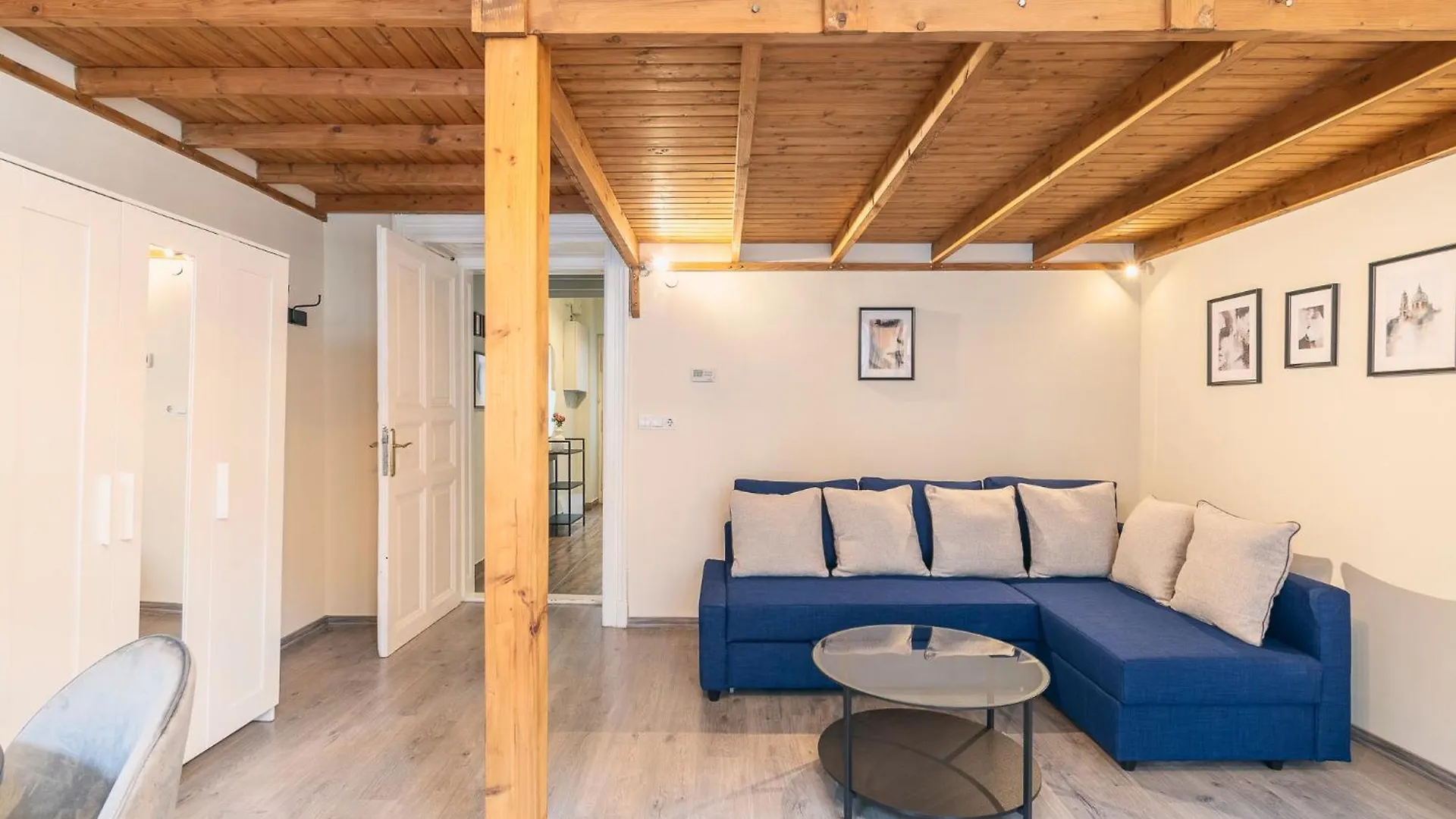 Bp Loft Getaway Close To Ny Cafe Budapest Apartment