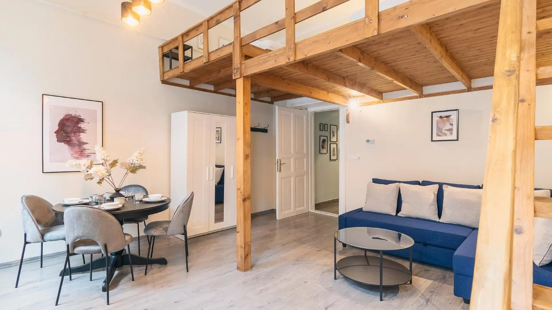 Apartment Bp Loft Getaway Close To Ny Cafe Budapest